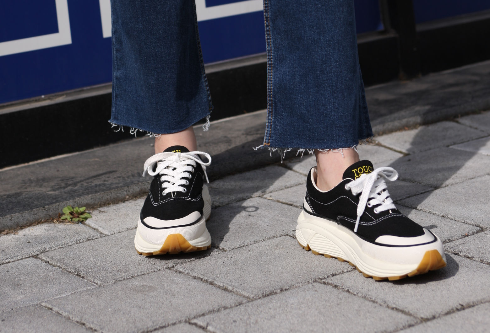 Vibramソールのキャンバススニーカー【TOUCH GROUND】 抜群のグリップ
