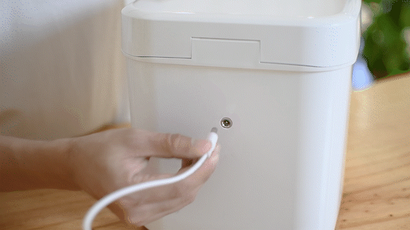 自動真空保存容器 7L - 充電式、大容量、静音デザイン 米びつ Amazon | nafuhare 保存容器 米びつ 7L(5kg) 大容量 真空 自動吸引