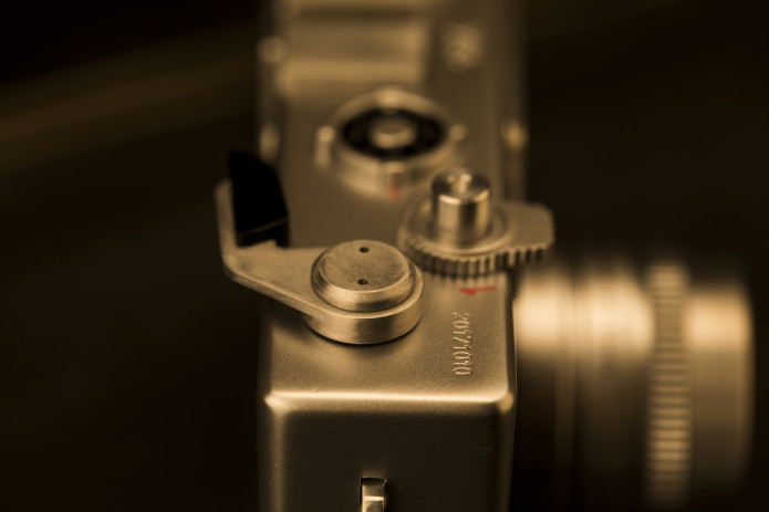 革ケース付　昭和フィルムカメラ　YASHICA フィルムカメラ 革ケース 昭和レトロ YASHICA 年代物｜Yahoo!フリマ